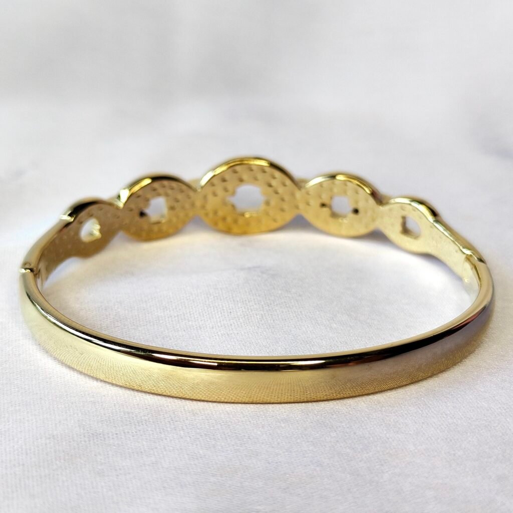 Chain Link Design Anti-Tarnish Bracelet for Women back