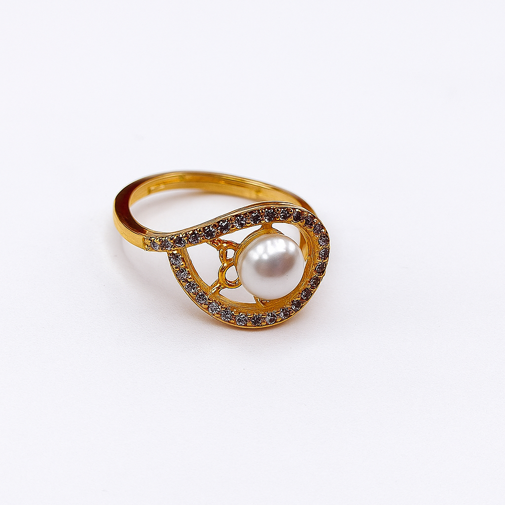 Jevaya Elegant Gold-Plated Pearl Ring with Sparkling Stones