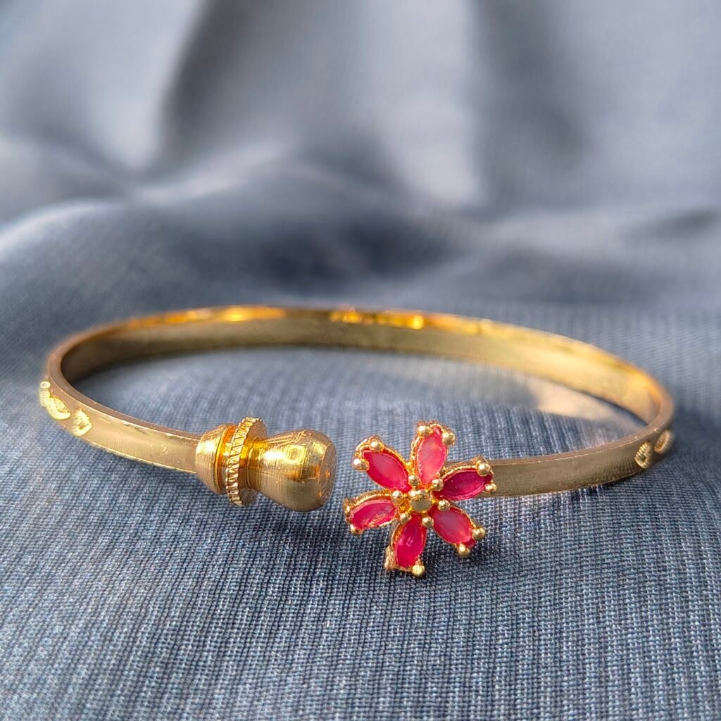 Elegant Gold-Plated Engraved Bangle for Women – Adjustable Traditional & Modern Design