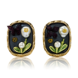 Vintage Floral Pearl Stud Earrings with Gold Frame