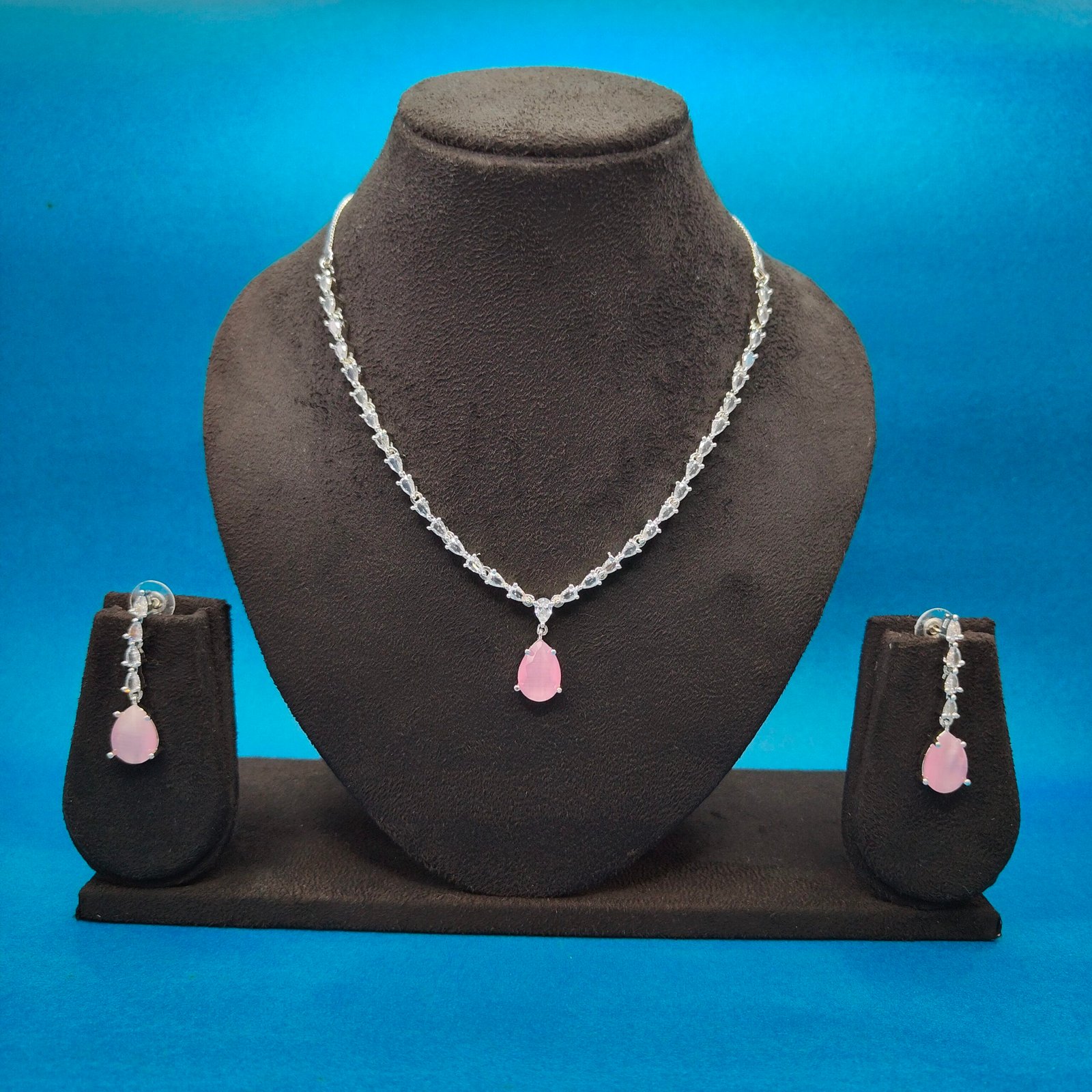 Jevaya Elegant Light Pink Stone Necklace Set with Earrings - Image 2