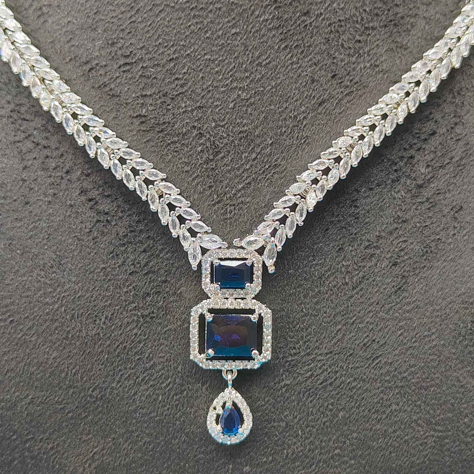 Jevaya Luxury Blue Sapphire Diamond Necklace Set for Women - Image 4