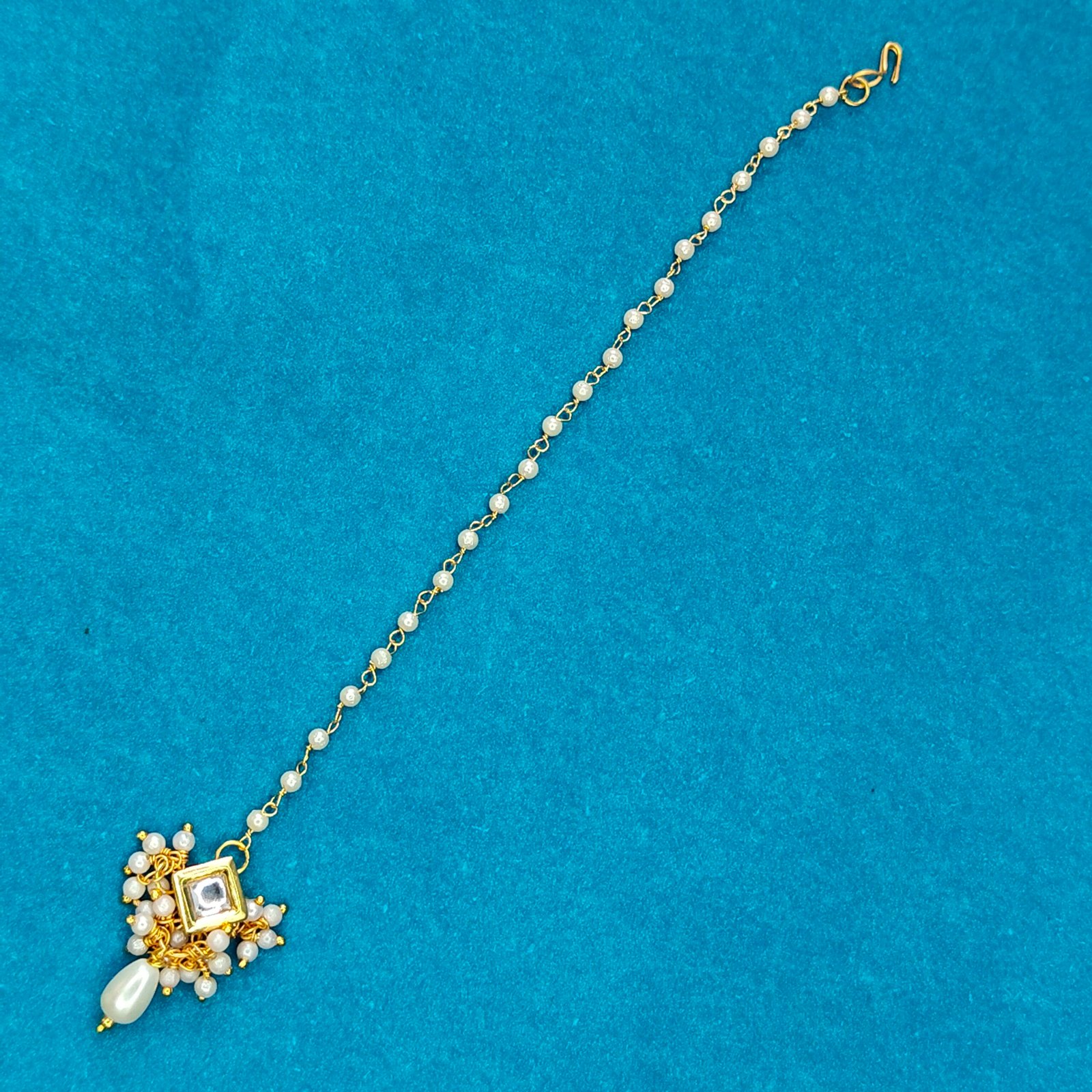 Jevaya Elegant Kundan Pearl Drop Maang Tikka in Gold Finish - Image 7