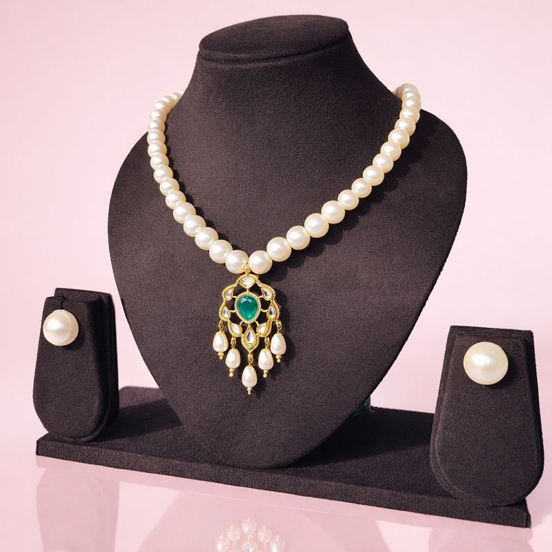 Royal White Pearl Necklace Set with Gold-Tone Pendant & Stud Earrings - Image 4